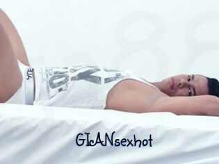 GIANsexhot