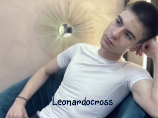 Leonardocross