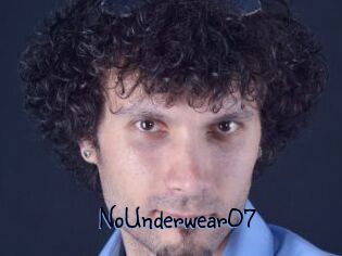 NoUnderwear07